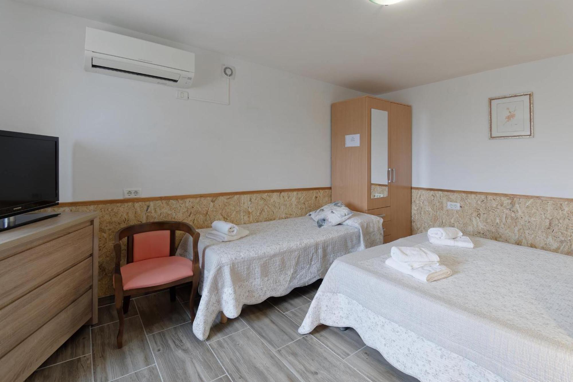 Apartments Smile By Rent Istria Groznjan Exterior photo